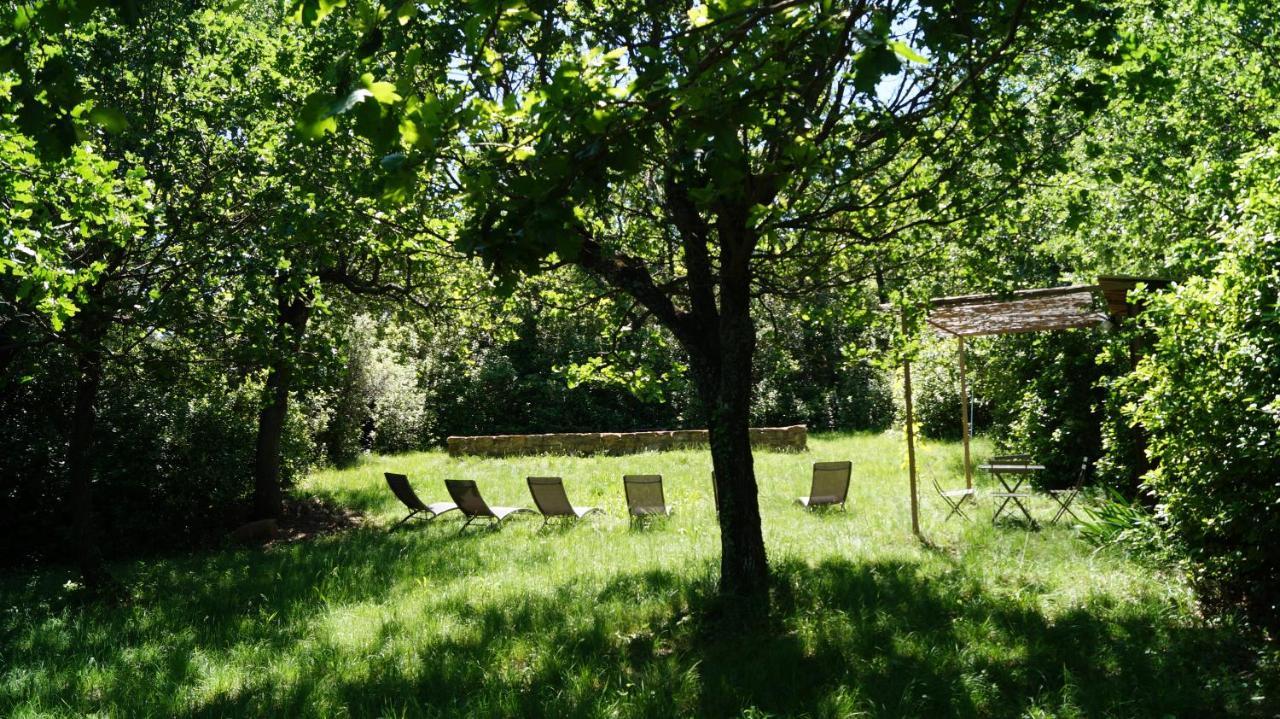 Les Lilas Des Chenes Piolenc Eksteriør billede